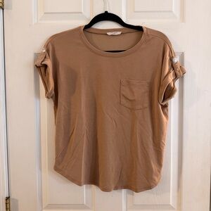 Cable & Gauge Tan Short Sleeve Top